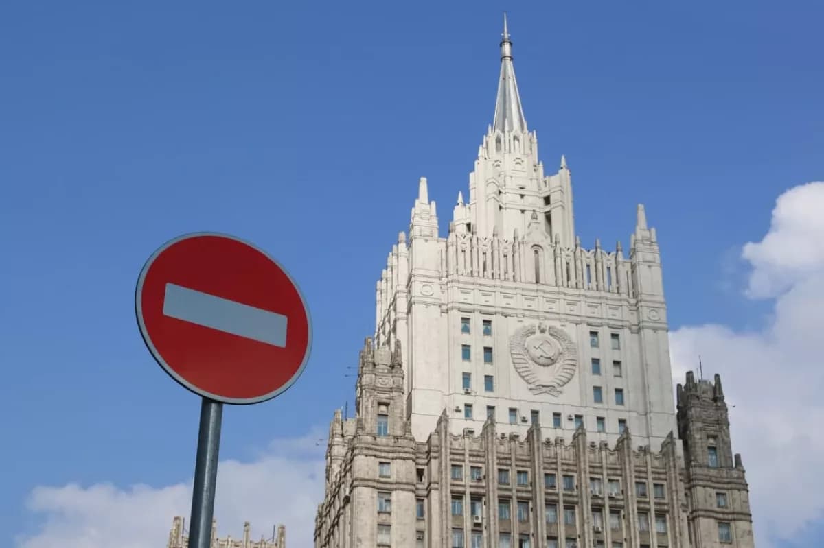 Russia Summons German Ambassador Over Politician's Meeting