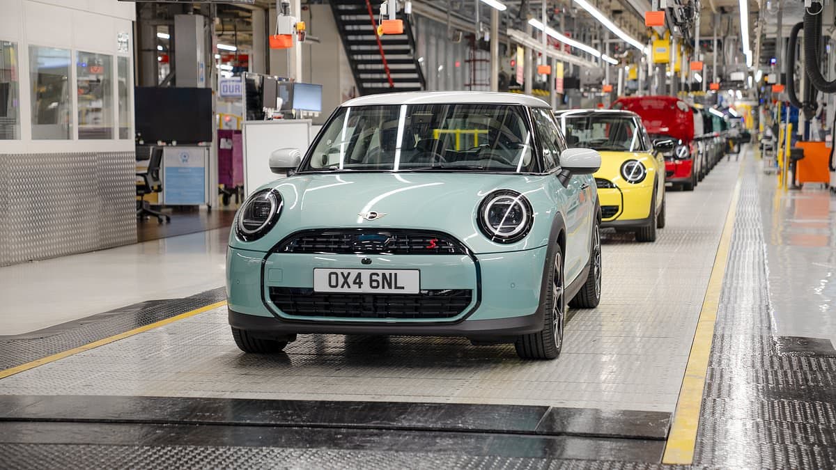 UK Car Production Plummets to 73-Year Low in 2025