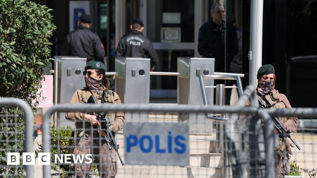 Gunman Killed, Officers Hurt in Shootout at Israeli Consulate in Istanbul
