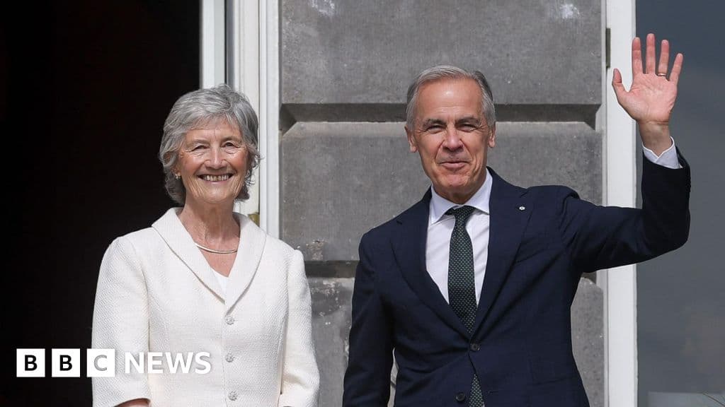 Remarkable Likeness Found Between Carney and Grandfather Robert