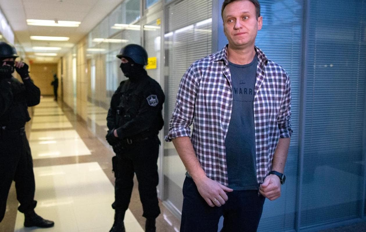 Five European nations accuse Russia of poisoning Alexei Navalny with rare toxin epibatidine