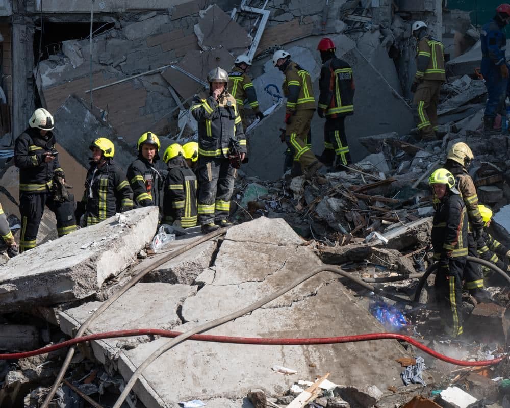 Russia Launches Massive Drone and Missile Barrage on Ukraine, Killing Civilians