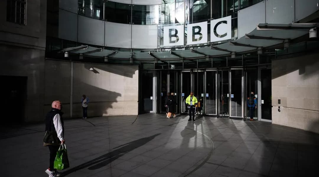 La BBC va supprimer jusqu'à 2 000 emplois en pleine crise financière majeure