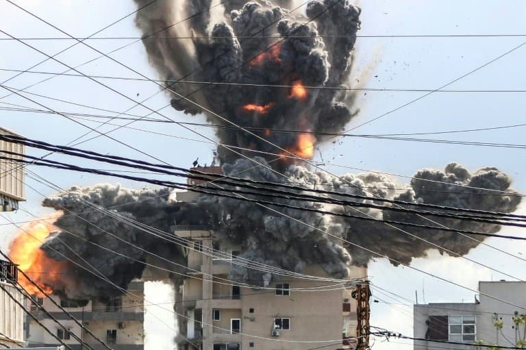 Violentes frappes israéliennes sur Beyrouth : des centaines de morts et de blessés