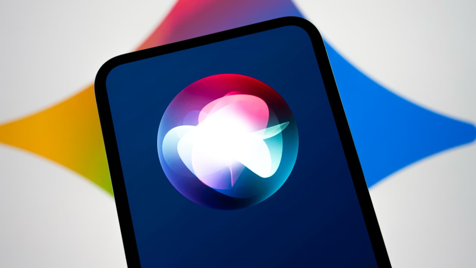 Apple : Siri boosté par l'IA s'appuie sur Google et NVIDIA