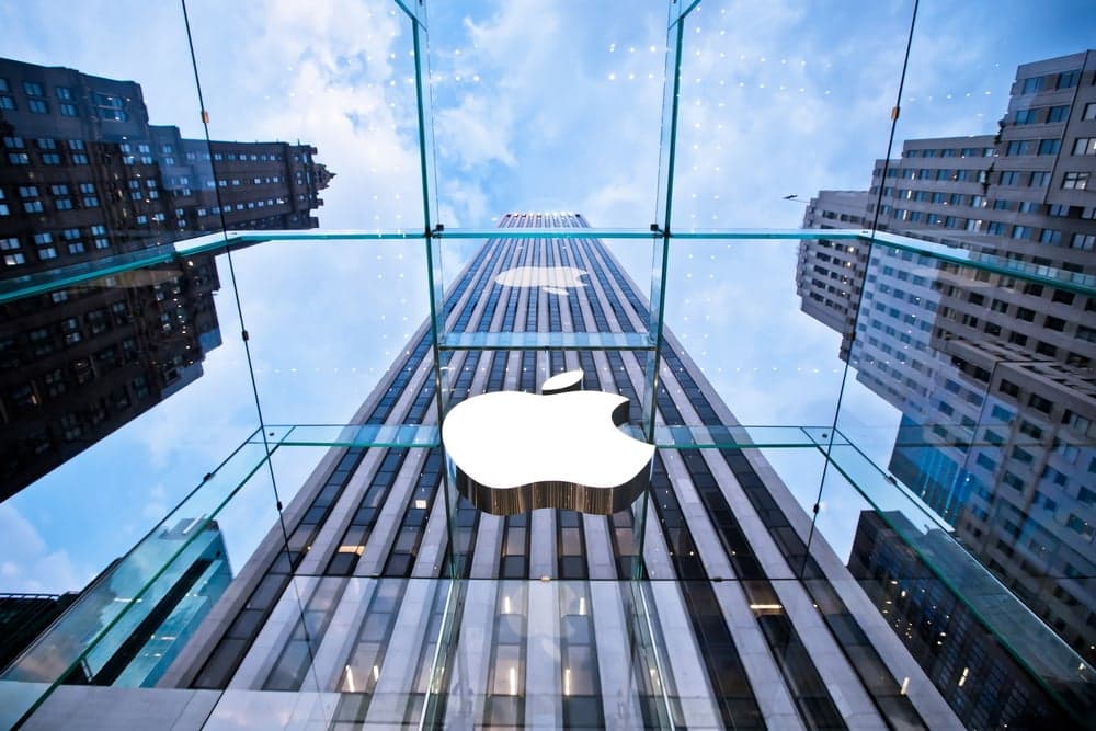 Newsom Celebrates Apple's 50 Years Amidst Major Companies Leaving California