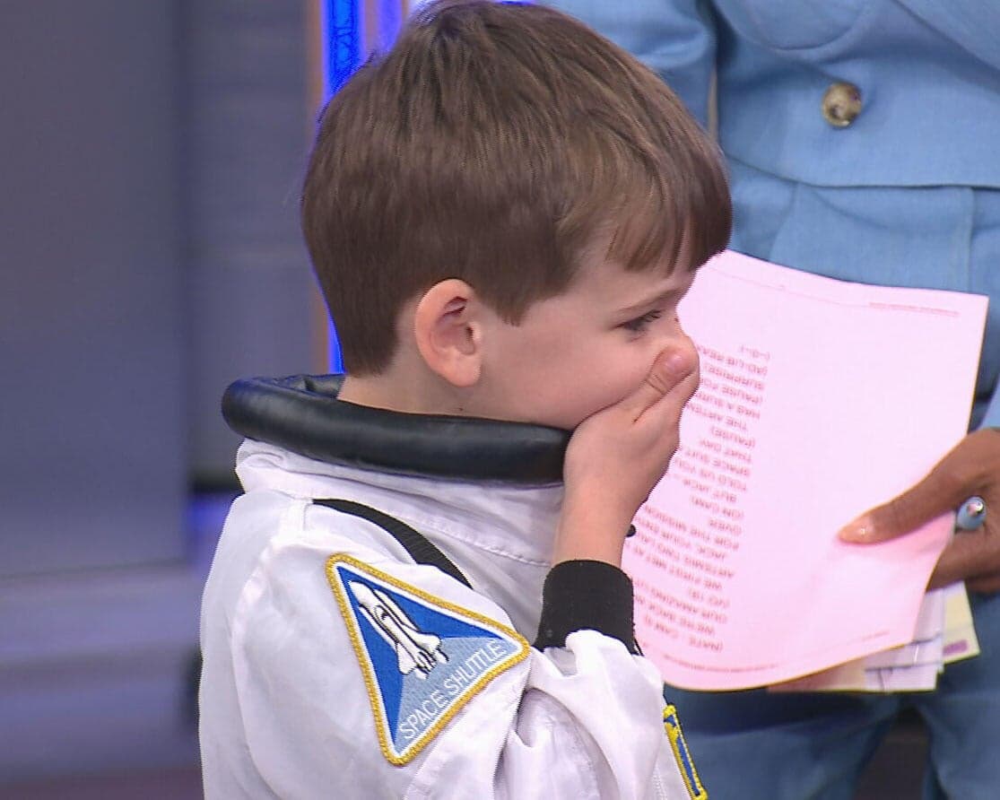 Artemis II Astronauts Surprise Young Aspiring Astronaut with Custom Spacesuit