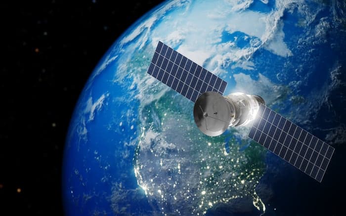 Rocket Lab Outshines AST SpaceMobile as Top Space Investment