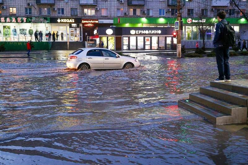 Six Dead, Thousands Evacuated as Severe Flooding Hits Russia's Dagestan Region