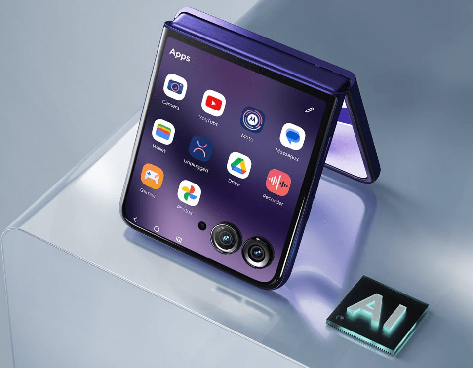 Motorola Launches New Foldable Phones with Groundbreaking Silicon-Carbon Batteries in US