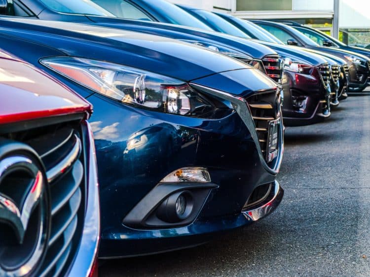Li Auto Delivers Over 41,000 EVs in March, Boosts Retail and Charging Network in China