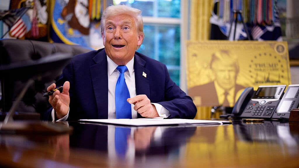 Trump Claims Tariffs Are Boosting U.S. Manufacturing Amid Economic Challenges