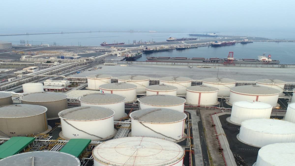 Fujairah Becomes Crucial Oil Hub Amid Hormuz Strait Closure