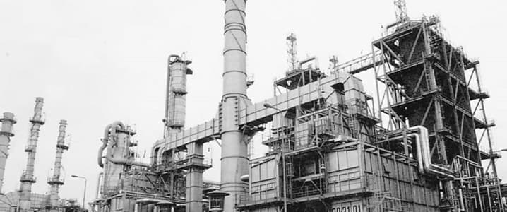 Mexico’s New Refinery Cuts U.S. Fuel Exports to 16-Year Low