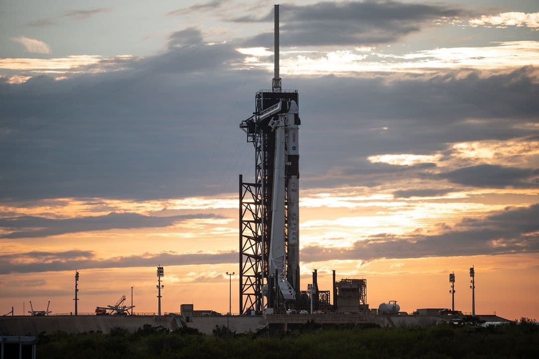 Elon Musk's SpaceX Reportedly Plans Huge Stock Market Launch