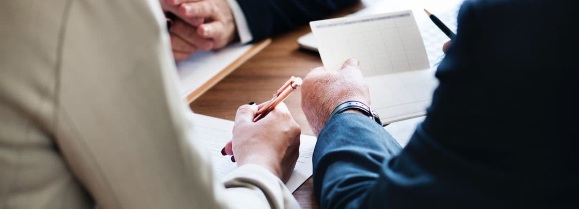 Top US Dividend Stocks Offer Stability Amidst Market Fluctuations