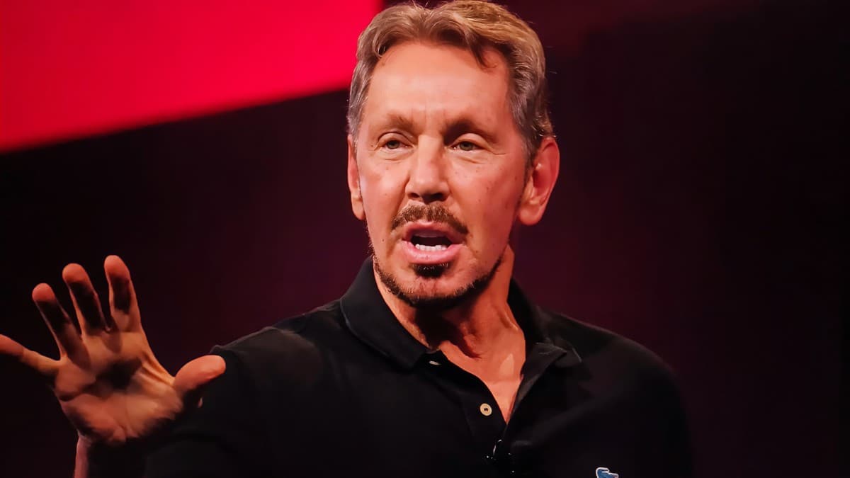 Oracle Begins Widespread Layoffs Amid AI Push