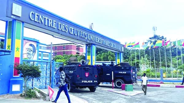 Sénégal : le Premier ministre Sonko annonce un commissariat à l'UCAD et des délocalisations pour pacifier le campus