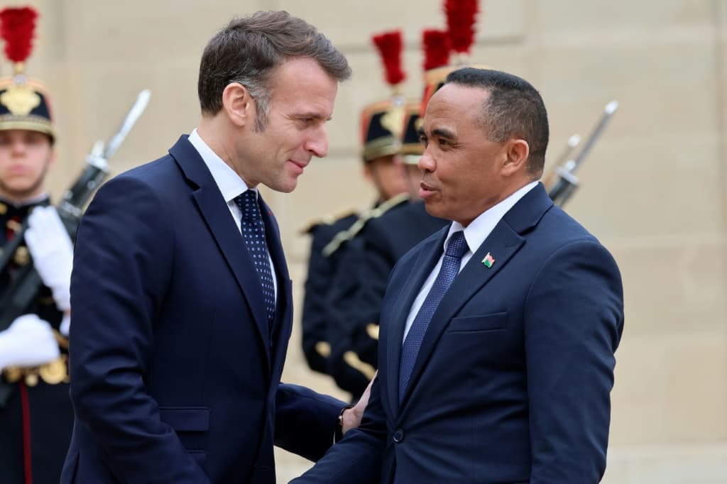 Madagascar : Le nouveau dirigeant rencontre Macron à Paris après une visite à Moscou