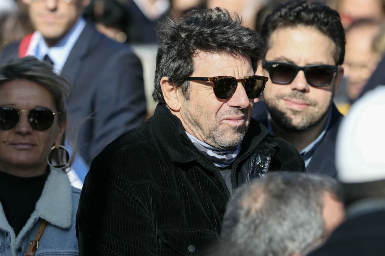 Le chanteur français Patrick Bruel fait l'objet d'une enquête pour agression sexuelle et tentative de viol