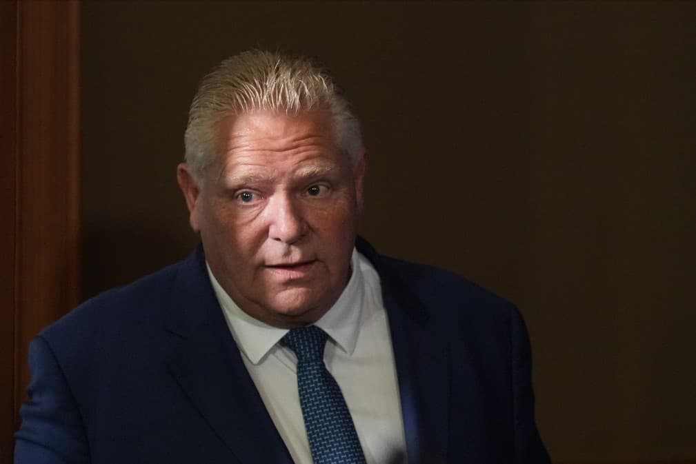 Ontario Premier says park will stay a park despite airport expansion bill