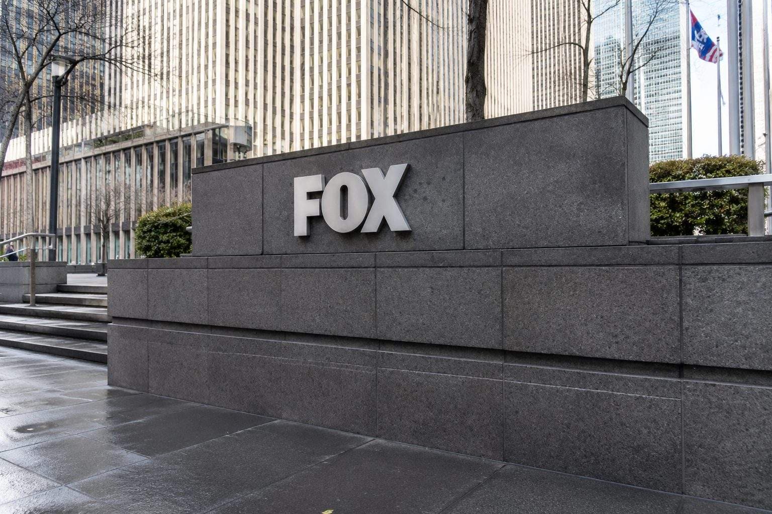 Fox Corp va acquérir Roku pour 22 milliards de dollars, créant un géant de l'industrie de la télévision