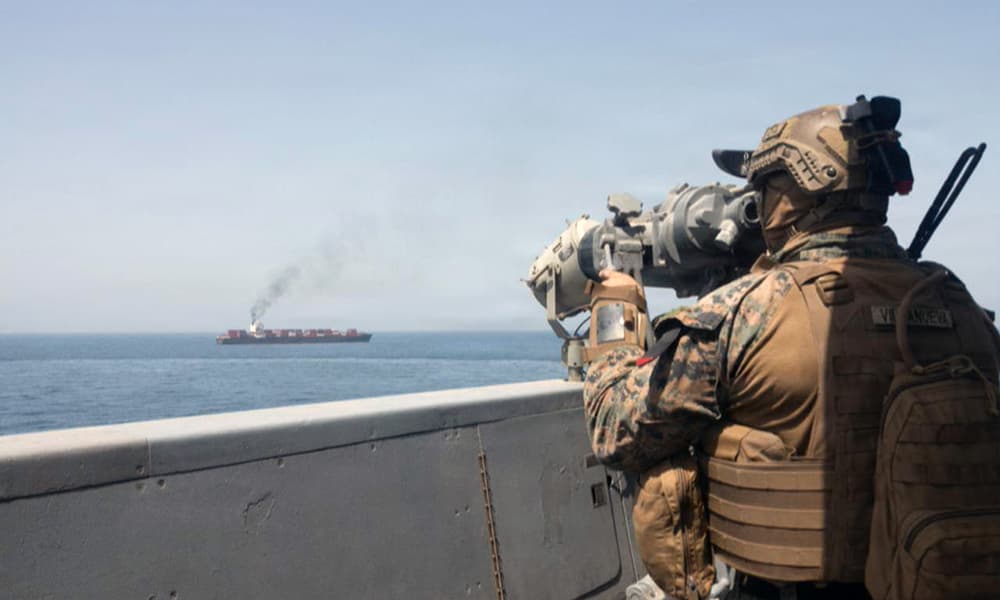 Les États-Unis frappent l'Iran sur fond de négociations diplomatiques et de tensions régionales