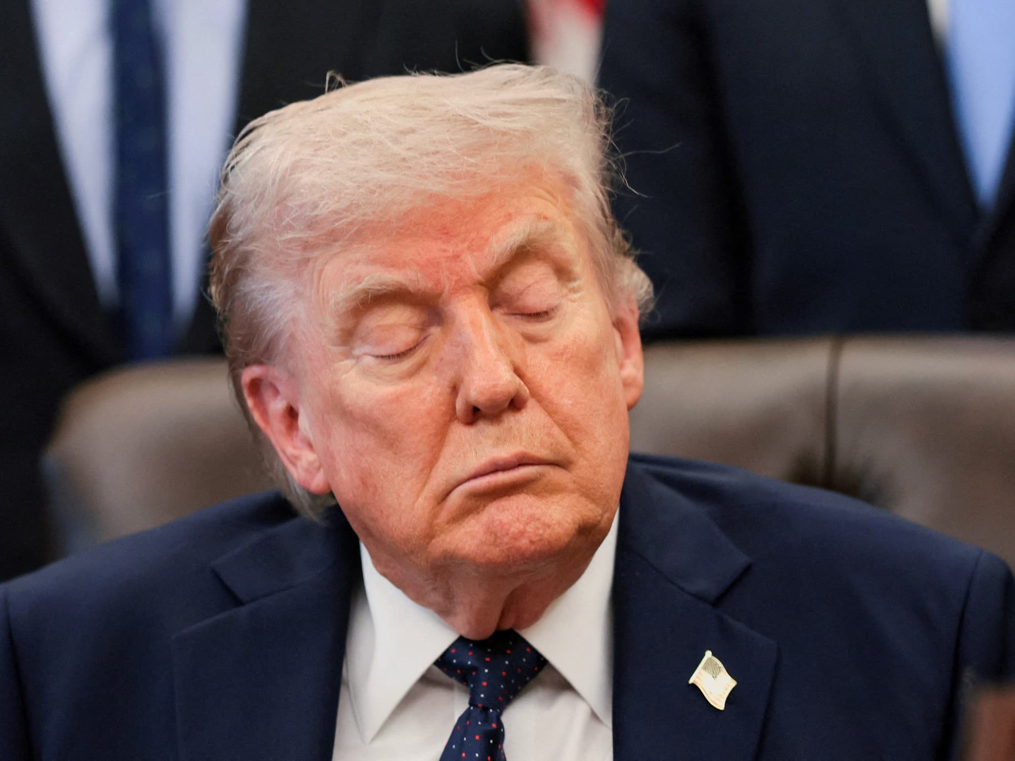 Trump annonce la fin du blocus dans le détroit d'Ormuz avant de décider concernant l'Iran