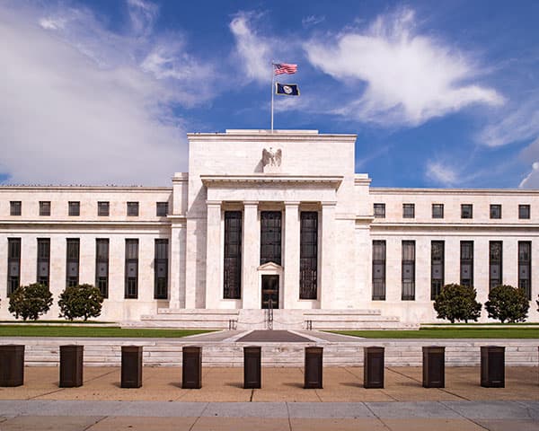 Les grandes banques américaines peuvent survivre à une récession sévère, selon un test de la Fed