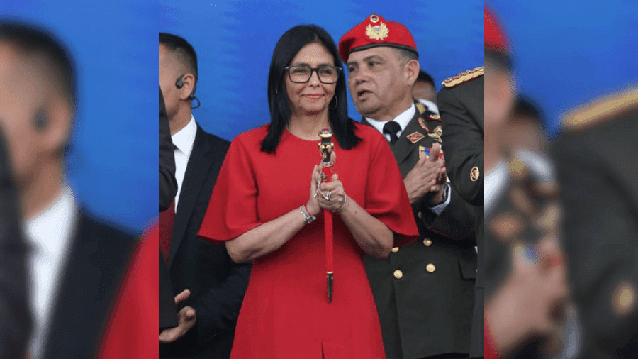 Delcy Rodríguez devient la commandant militaire en chef de la FANB après la capture de Maduro