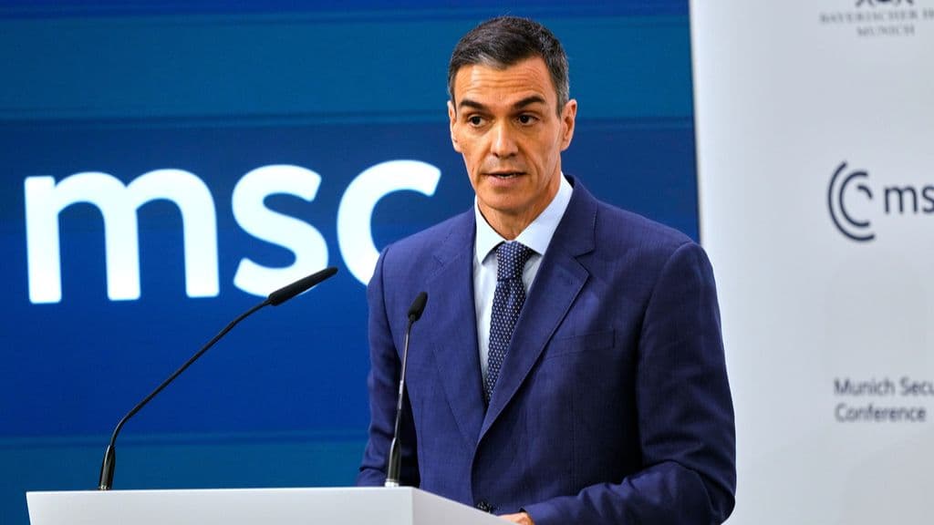 Le parti du Premier ministre espagnol perquisitionné sur fond d'accusations croissantes de corruption