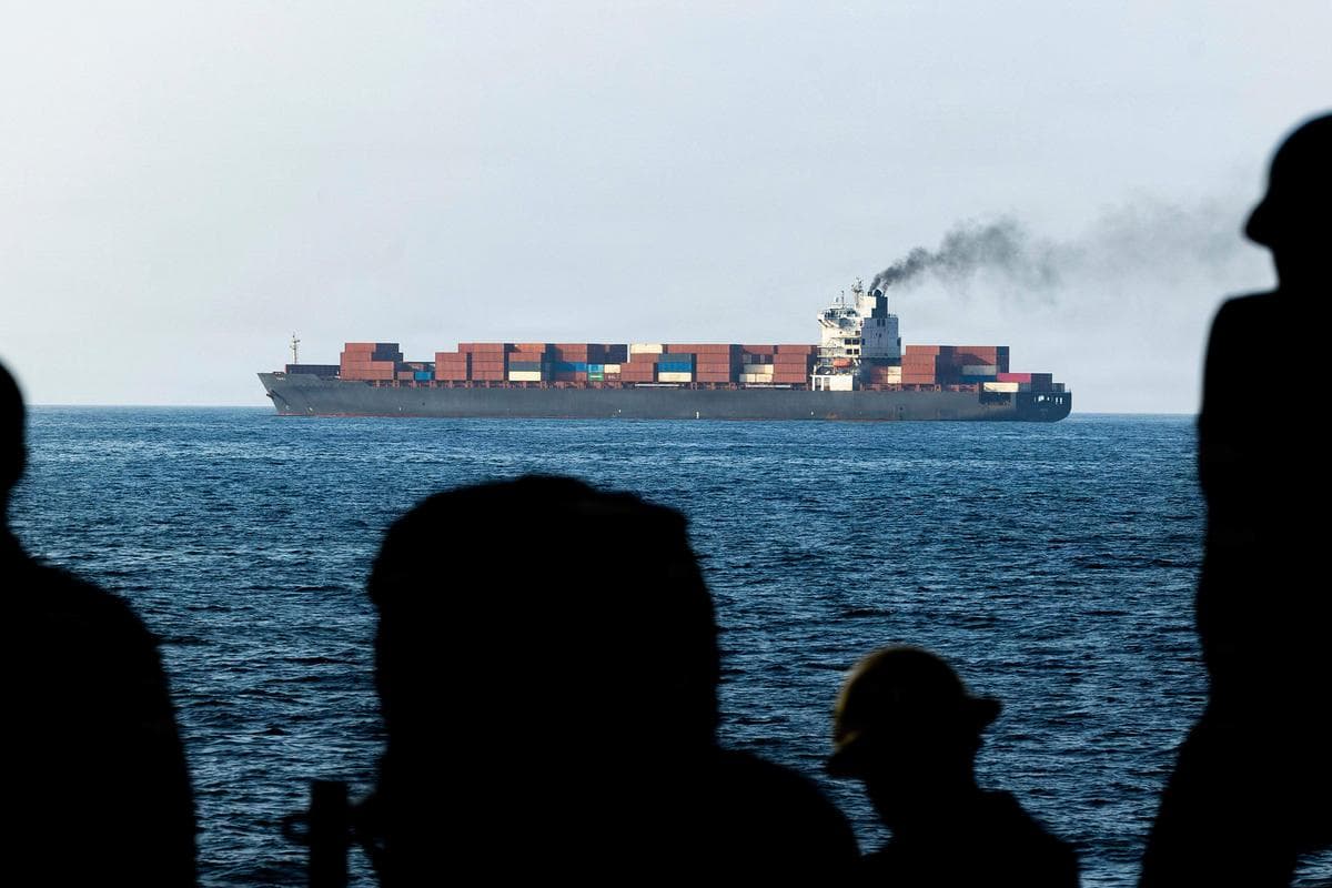 Iran menace l'Amérique de représailles si le blocus des ports se poursuit.