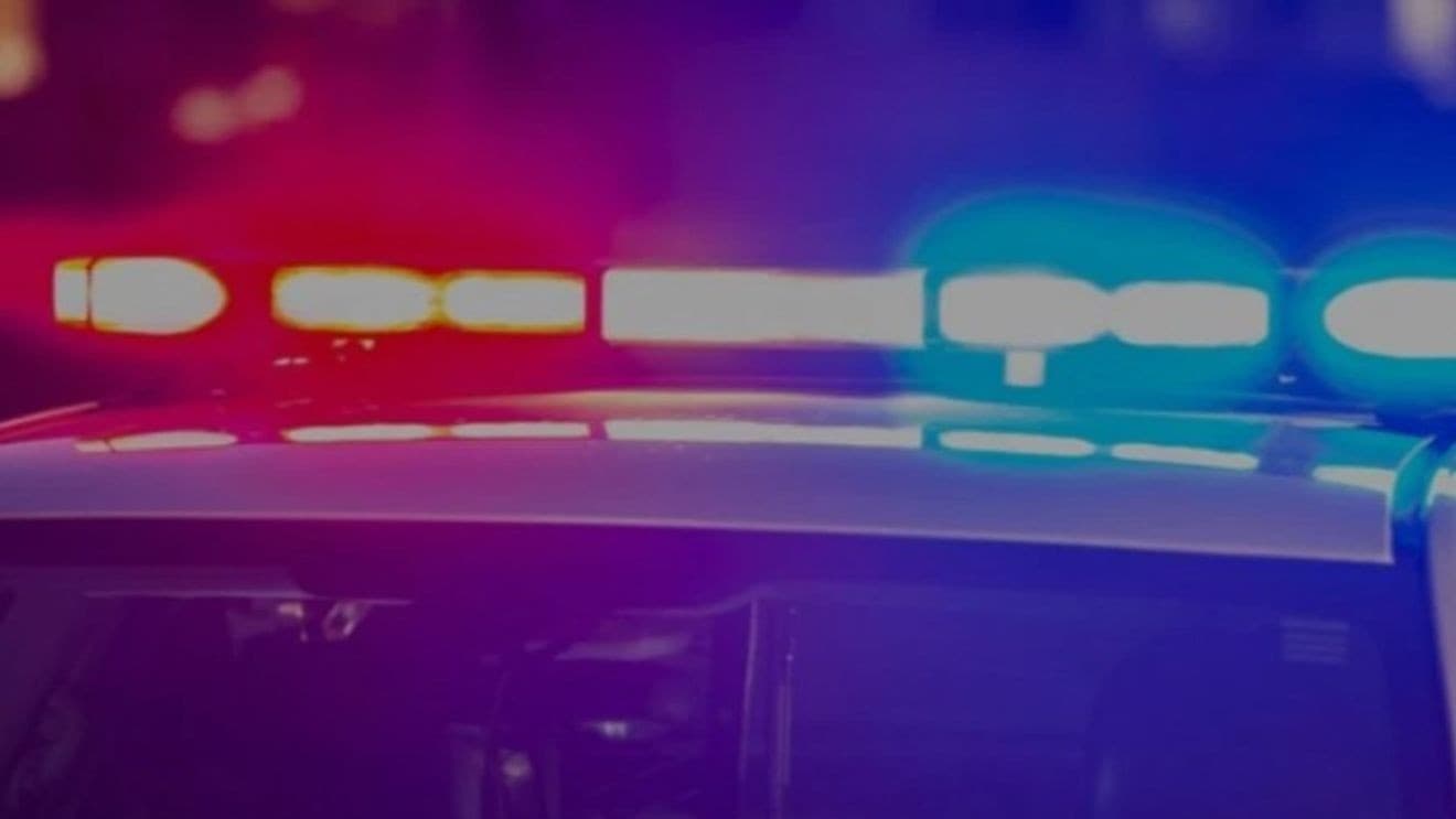 San Antonio shooting: Suspect fires at car, driver's roommate returns fire