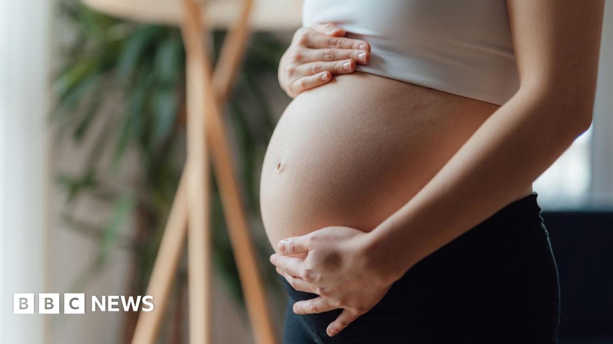 UK Sees Surge in Single Women Choosing Solo Motherhood via Donor Sperm