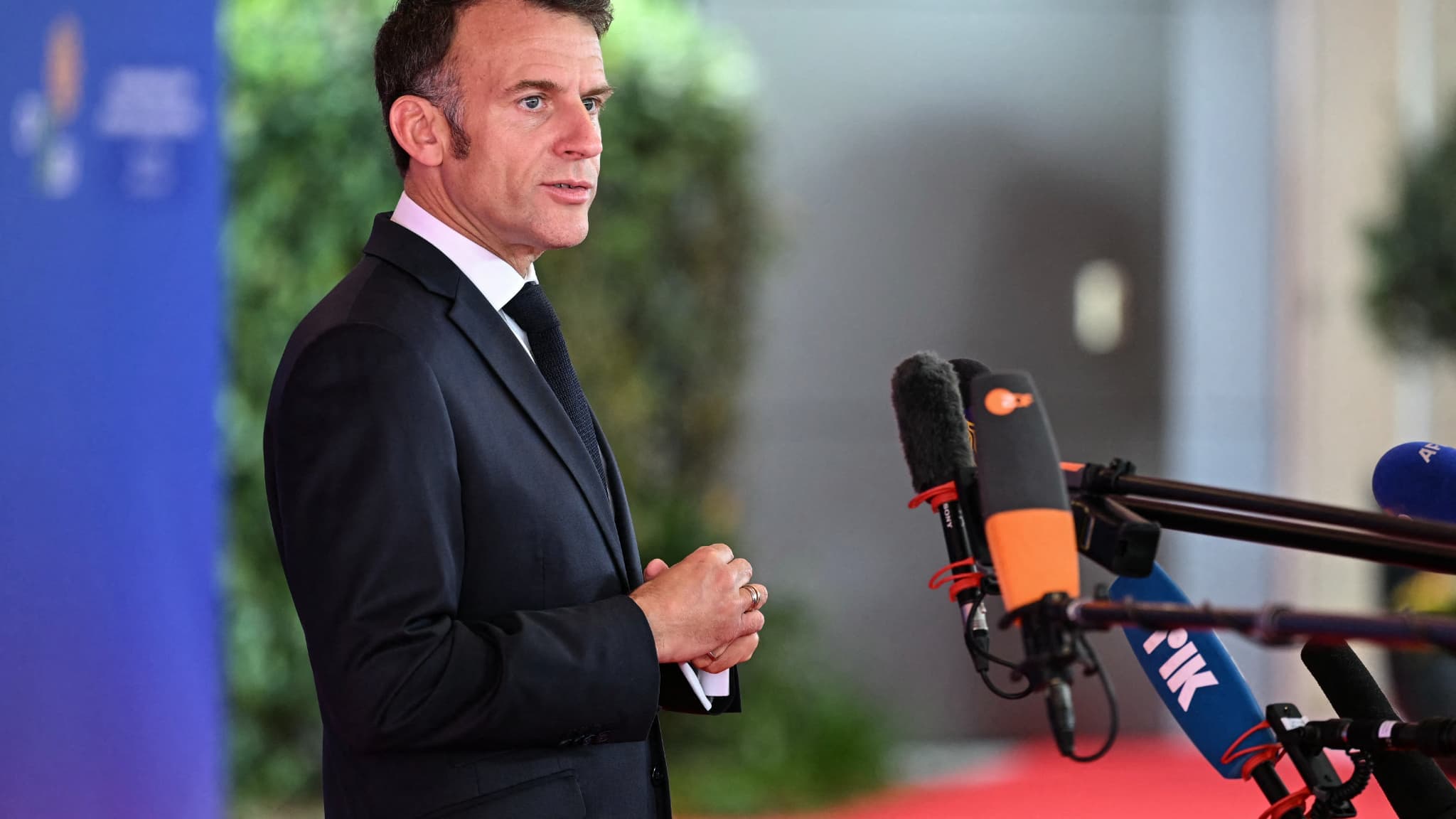 Macron appelle à un retour rapide de la stabilité au Moyen-Orient