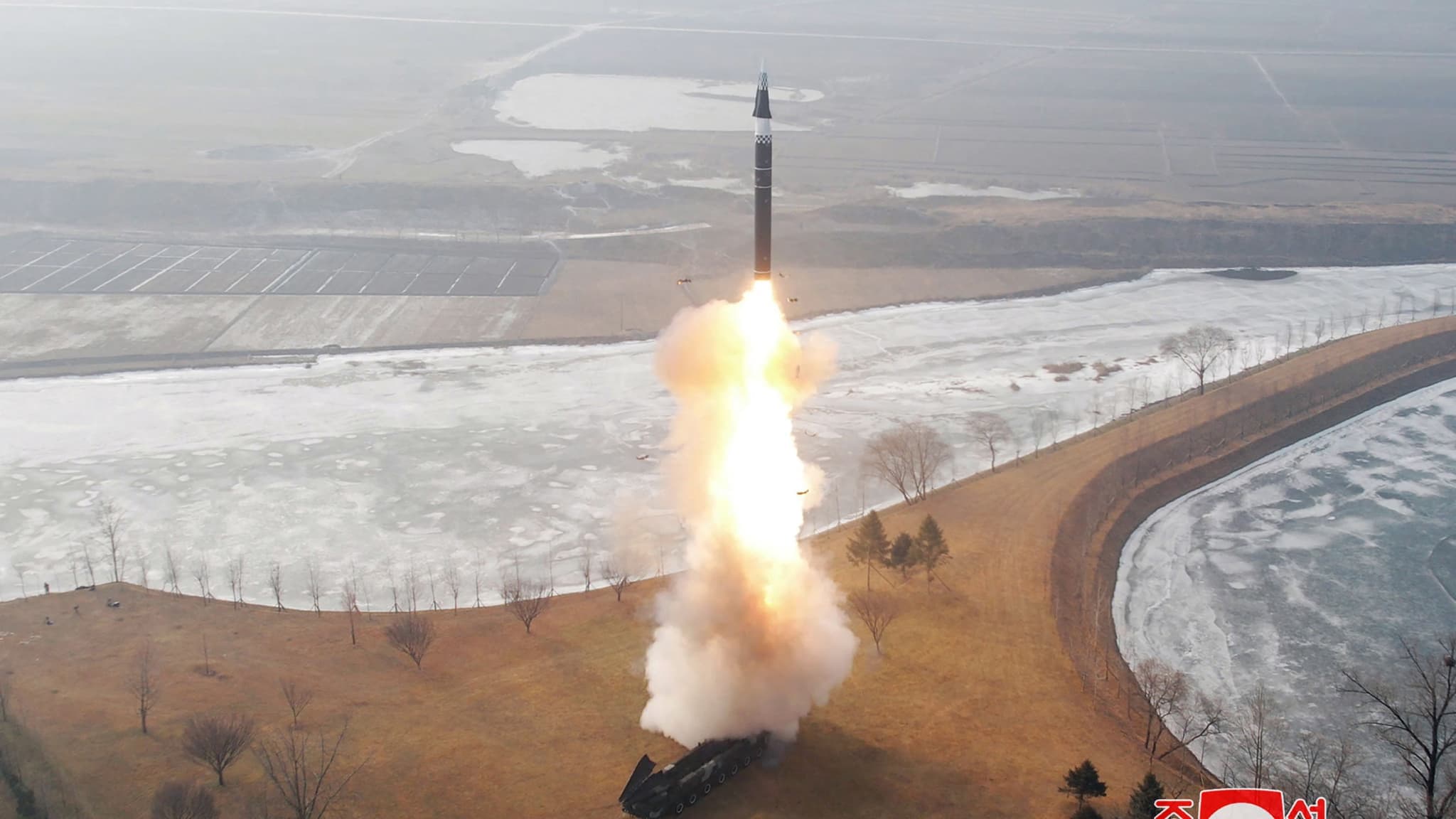 La Corée du Nord lance de nouveaux missiles, la tension monte en Asie