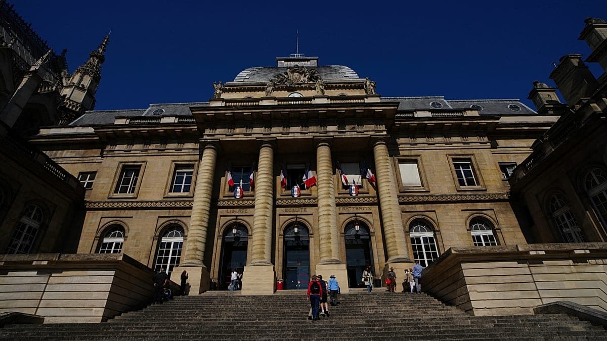 Mafia-like Masonic Lodge Accused of Murder and Espionage Faces Trial in Paris