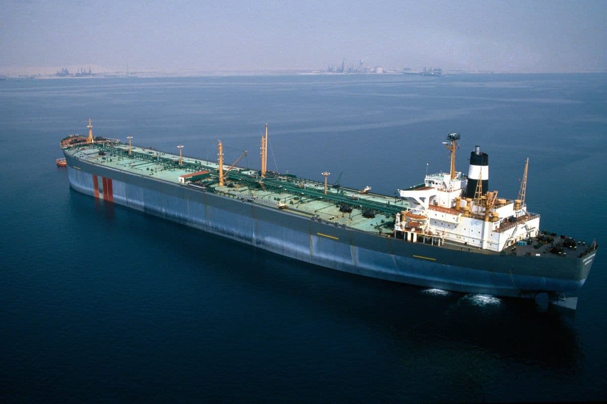 Trump Hints at Seizing Iran's Oil, Fueling Global Market Fears