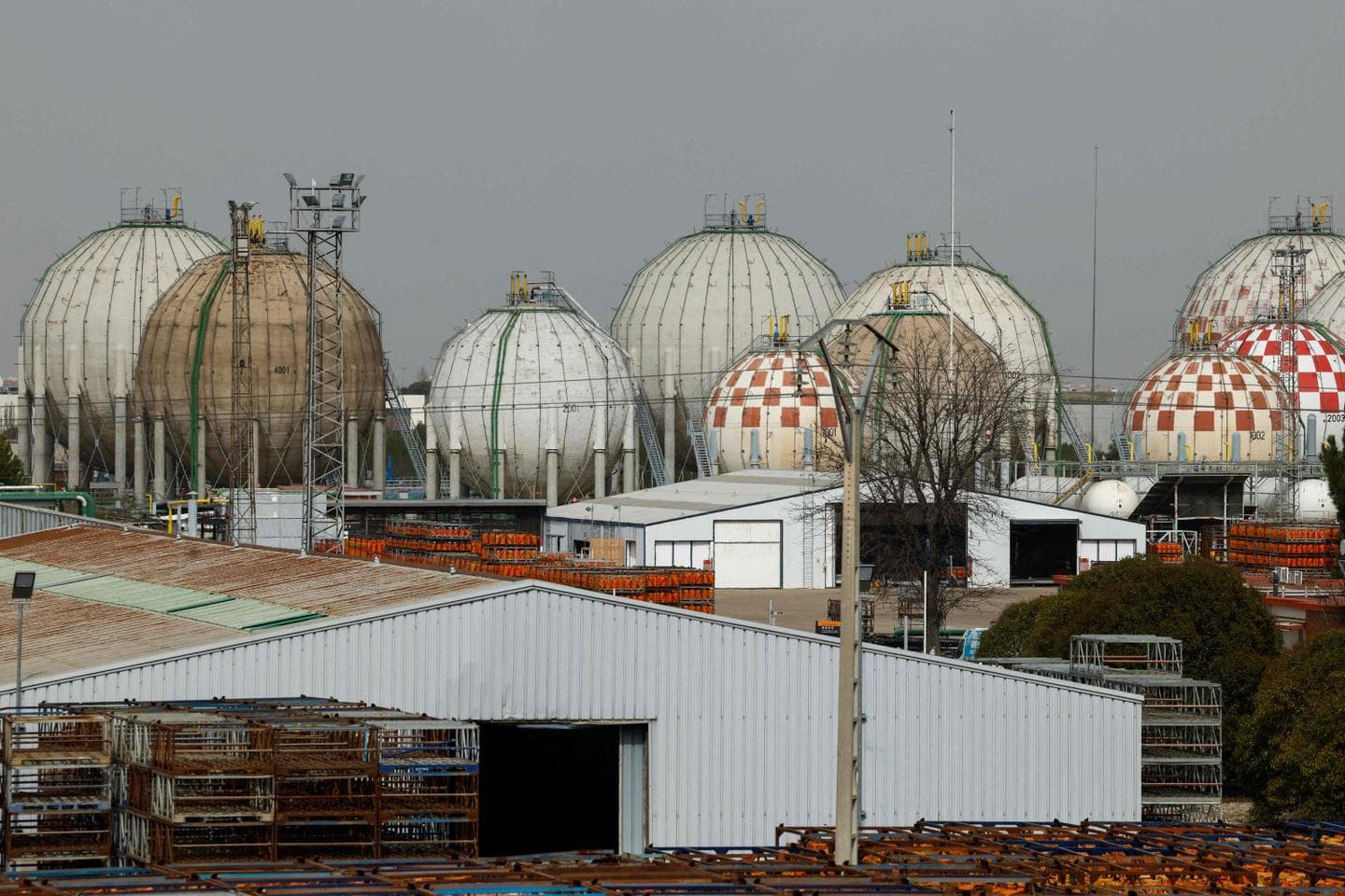 Crise énergétique en Europe : le bloc plus vulnérable que les États-Unis face à la fermeture du détroit d'Ormuz