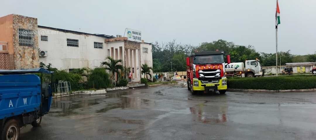 Violent incendie détruit la mairie de Tafiré en Côte d'Ivoire