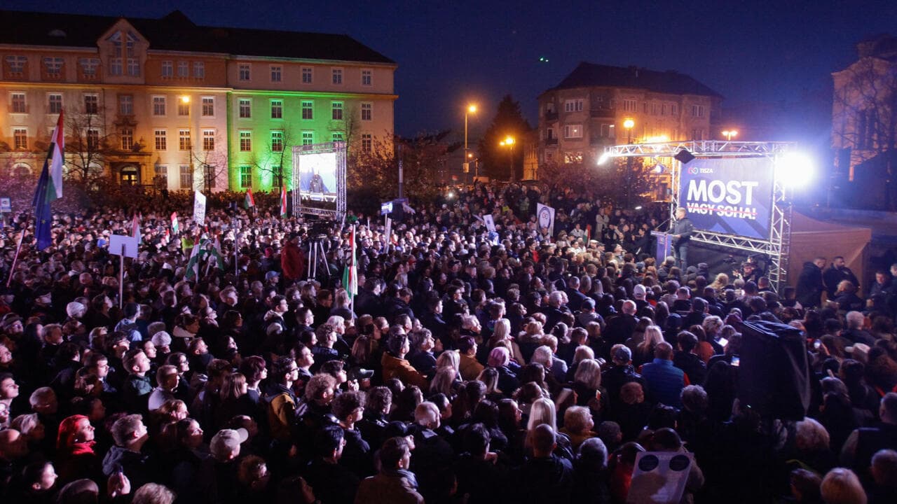 Hongrie : Peter Magyar défie Viktor Orban promettant changement et lutte anti-corruption