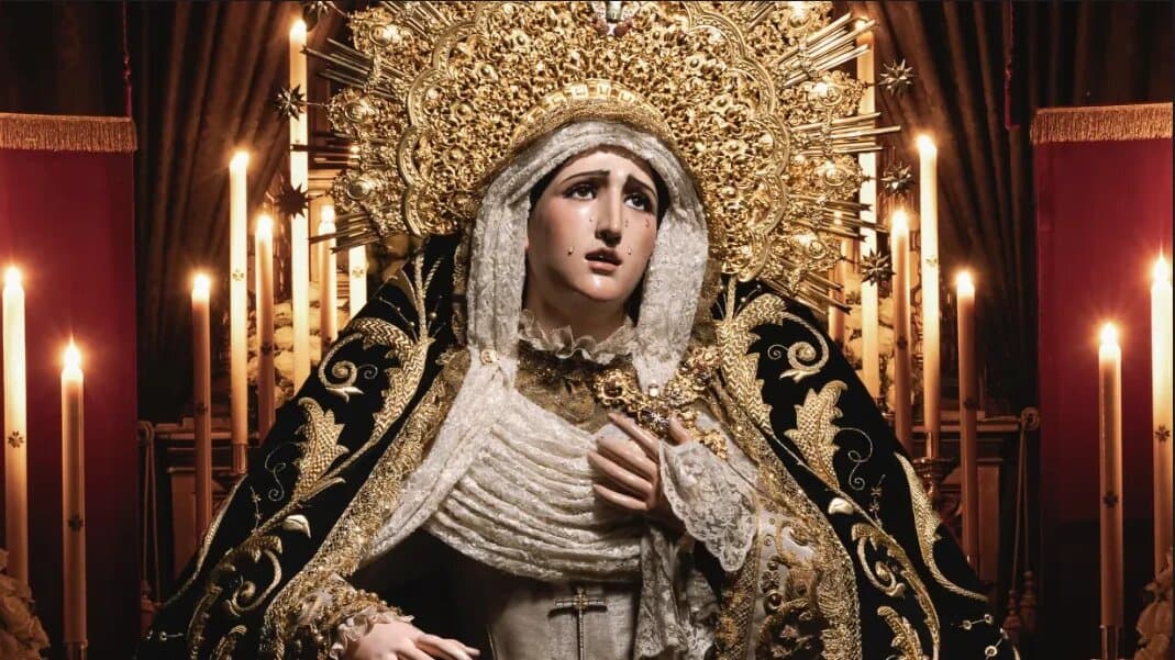Se anuncian cambios en las procesiones del Viernes Santo en Sevilla 2026.