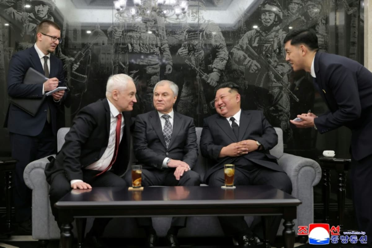 Kim Jong Un réaffirme le soutien de la Corée du Nord à la "guerre sacrée" de la Russie en Ukraine
