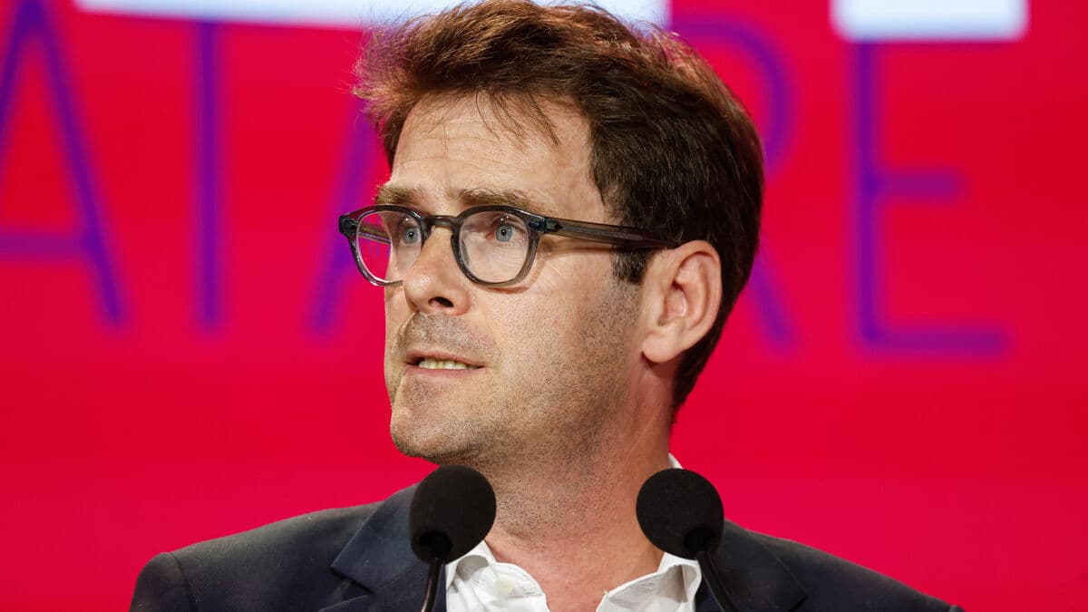 Le maire de Rouen porte plainte après une grave menace de mort