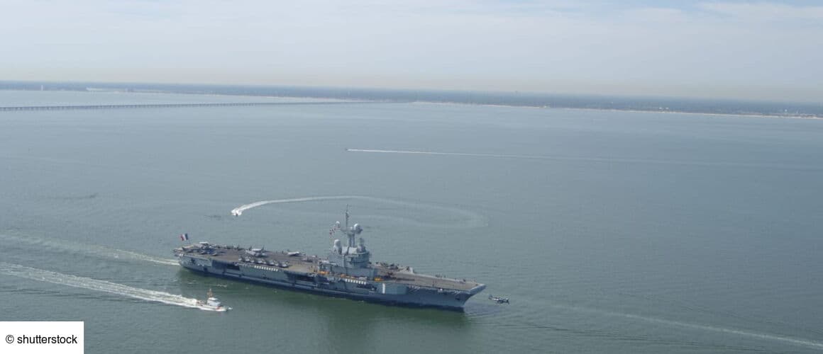 Plongée à bord du Charles de Gaulle, la ville flottante qui assure la puissance maritime de la France