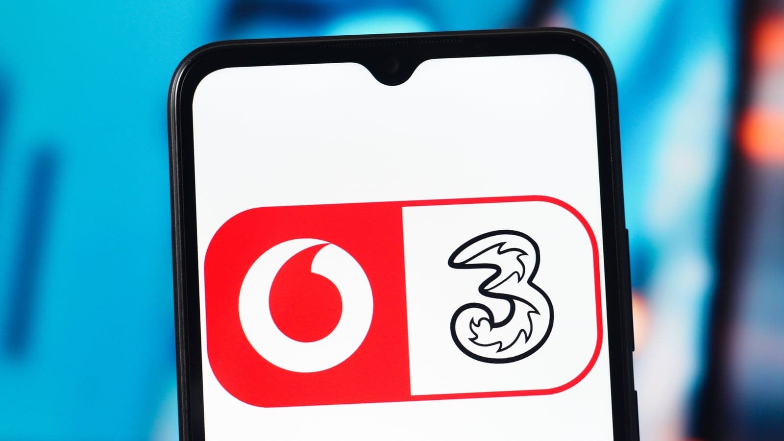 Vodafone Buys Out CK Hutchison for £4.3 Billion, Taking Full Control of Three UK